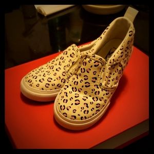 Leopard toddler Van's size 8c
